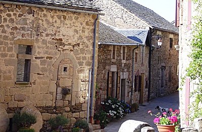 ruelle fleurie de castelnau 400