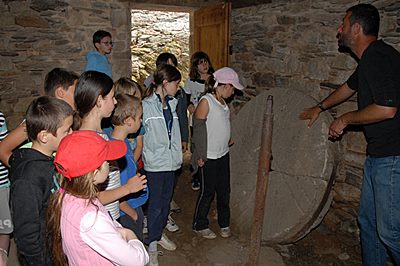 visite d'un moulin de Castelnau-Pégayrols 